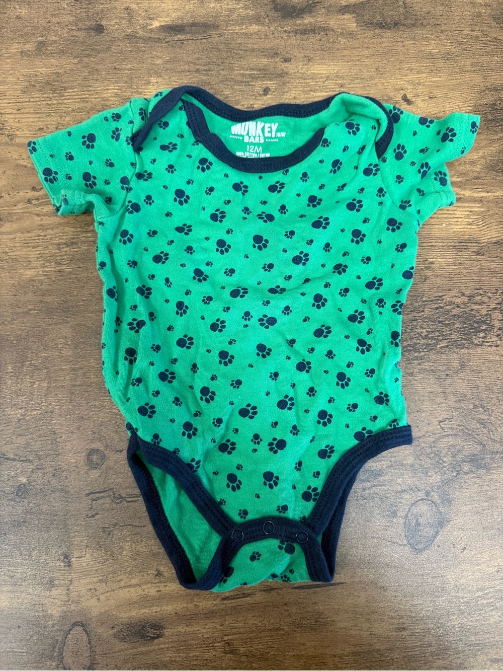 ⭐️5 for $20⭐️ Green Paw-Print One-Piece Bodysuit 12M